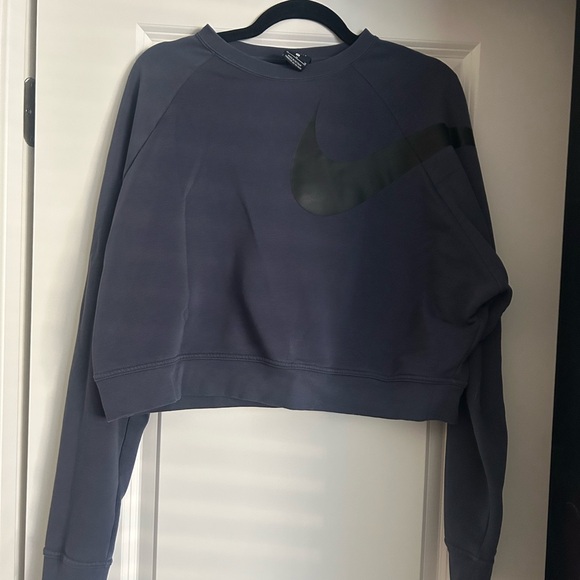 Nike Women's Black and Gray Cropped Hoodie - Picture 1 of 3